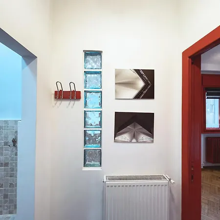Pixel Urban Apartment Bucharest